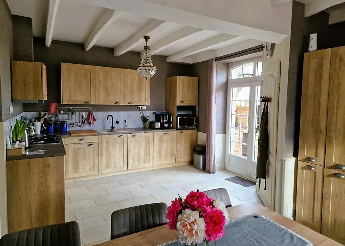 Les Quintanes 3* Suaux